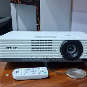 Sony Projector
Model Name VPL-Dx220
Hardware L