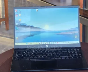 New Laptop HP Stream Notebook 8GB Intel Core i3 SSD 128GB