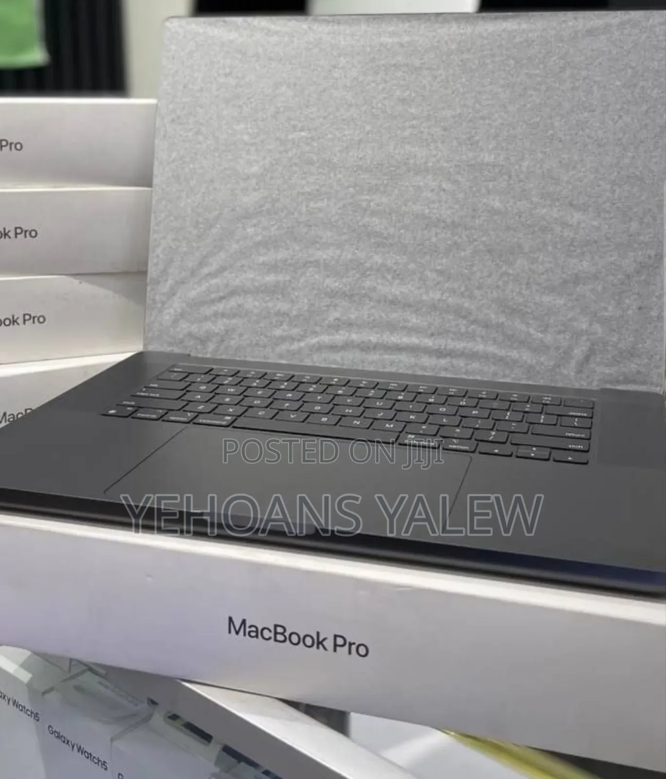 New Laptop Apple MacBook Pro 2024 M4 Max 48GB Apple M4 Max SSD 2T