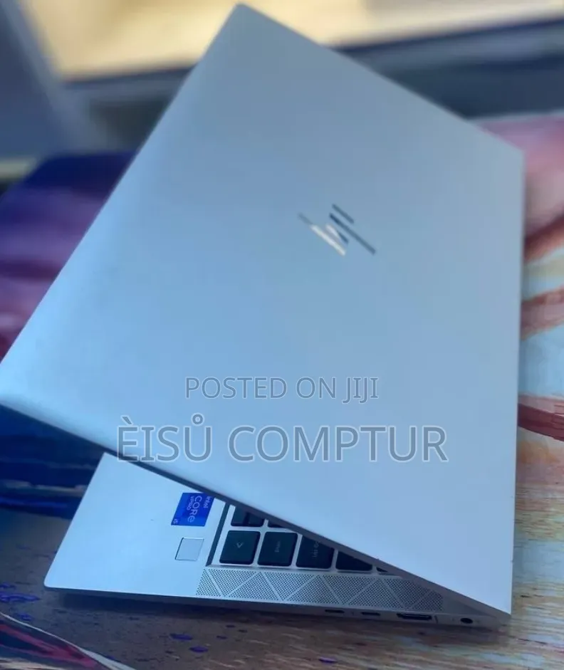 New Laptop HP EliteBook 840 G8 16GB Intel Core i5 SSD 512GB
