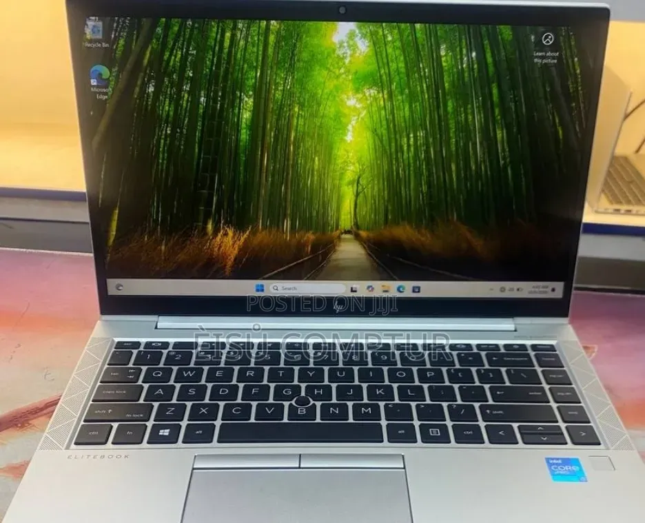New Laptop HP EliteBook 840 G8 16GB Intel Core i5 SSD 512GB