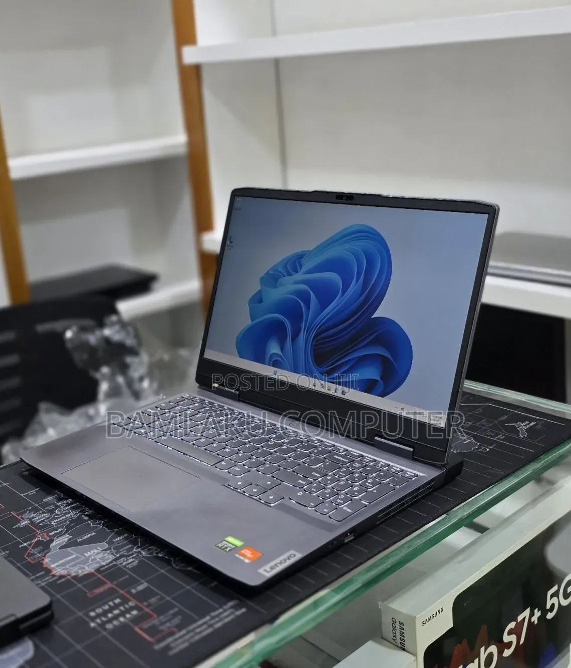 New Laptop Lenovo LOQ 15ARP9 16GB AMD Ryzen 7 SSD 512GB