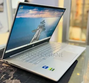 New Laptop HP Envy 15 16GB Intel Core i7 SSD 512GB