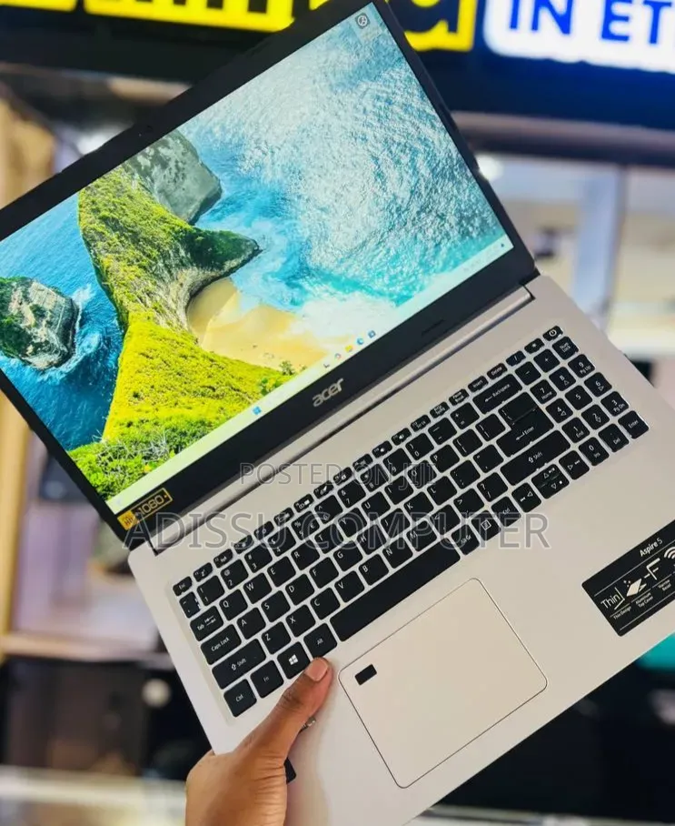 New Laptop Acer Aspire 5 4GB AMD Ryzen 3 SSD 128GB