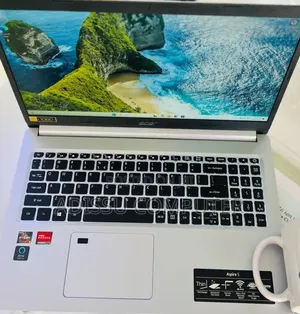 New Laptop Acer Aspire 5 4GB AMD Ryzen 3 SSD 128GB