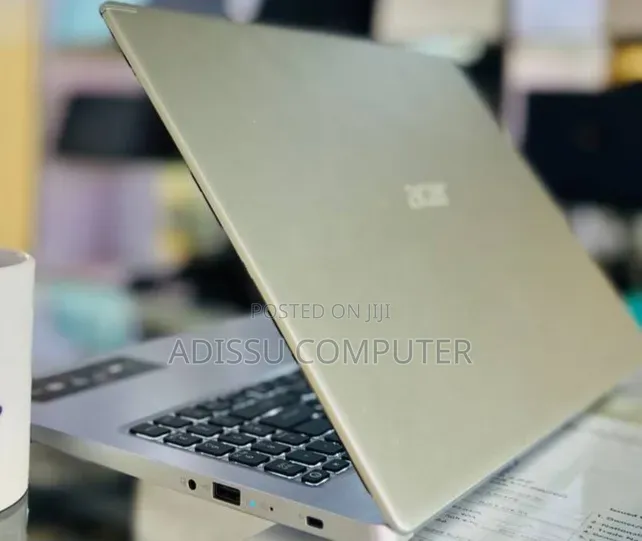New Laptop Acer Aspire 5 4GB AMD Ryzen 3 SSD 128GB