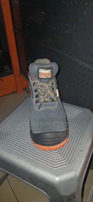Finder Safety Boots