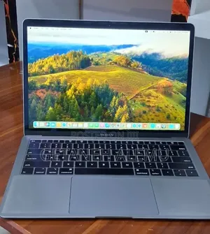 New Laptop Apple MacBook Air 2019 8GB Intel Core i5 SSD 128GB