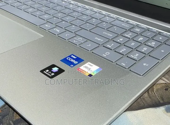New Laptop HP Stream Notebook 16GB Intel Core i7 SSD 1T