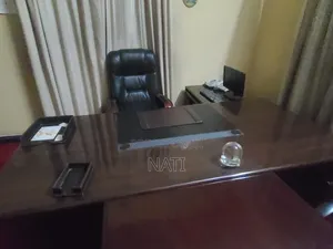 ፈርኒቸር የቢሮ ዕቃ