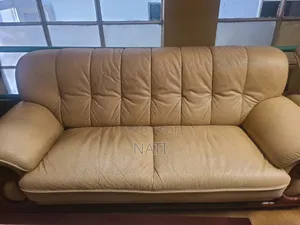 ፈርኒቸር የቢሮ ዕቃ