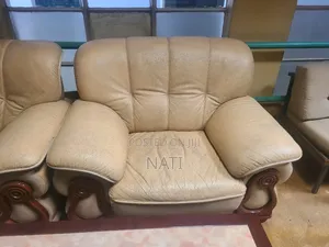 ፈርኒቸር የቢሮ ዕቃ
