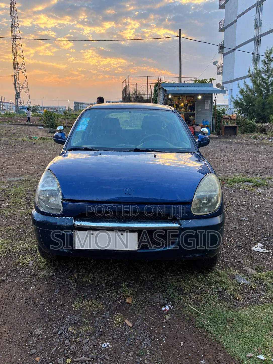 Toyota Duet 2000 Blue