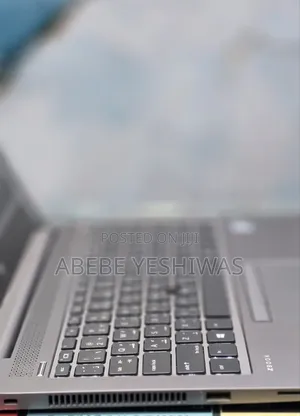 New Laptop HP ZBook Fury 17 G7 16GB Intel Core i7 SSD 512GB