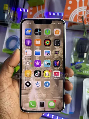 New Apple iPhone 13 128 GB White