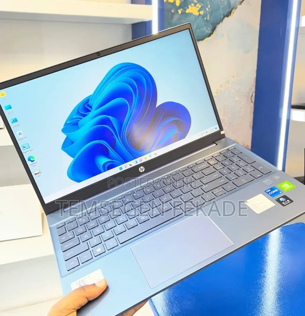New Laptop HP Pavilion 15 16GB Intel Core i5 SSD 512GB