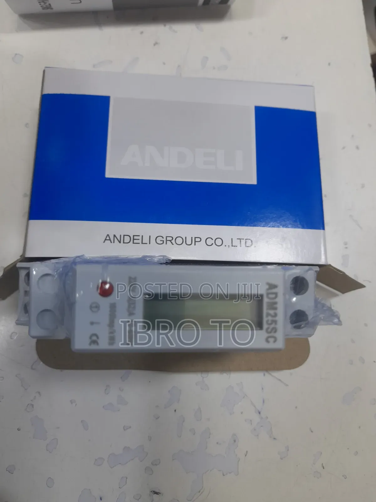 ብሬከር 32a 220v