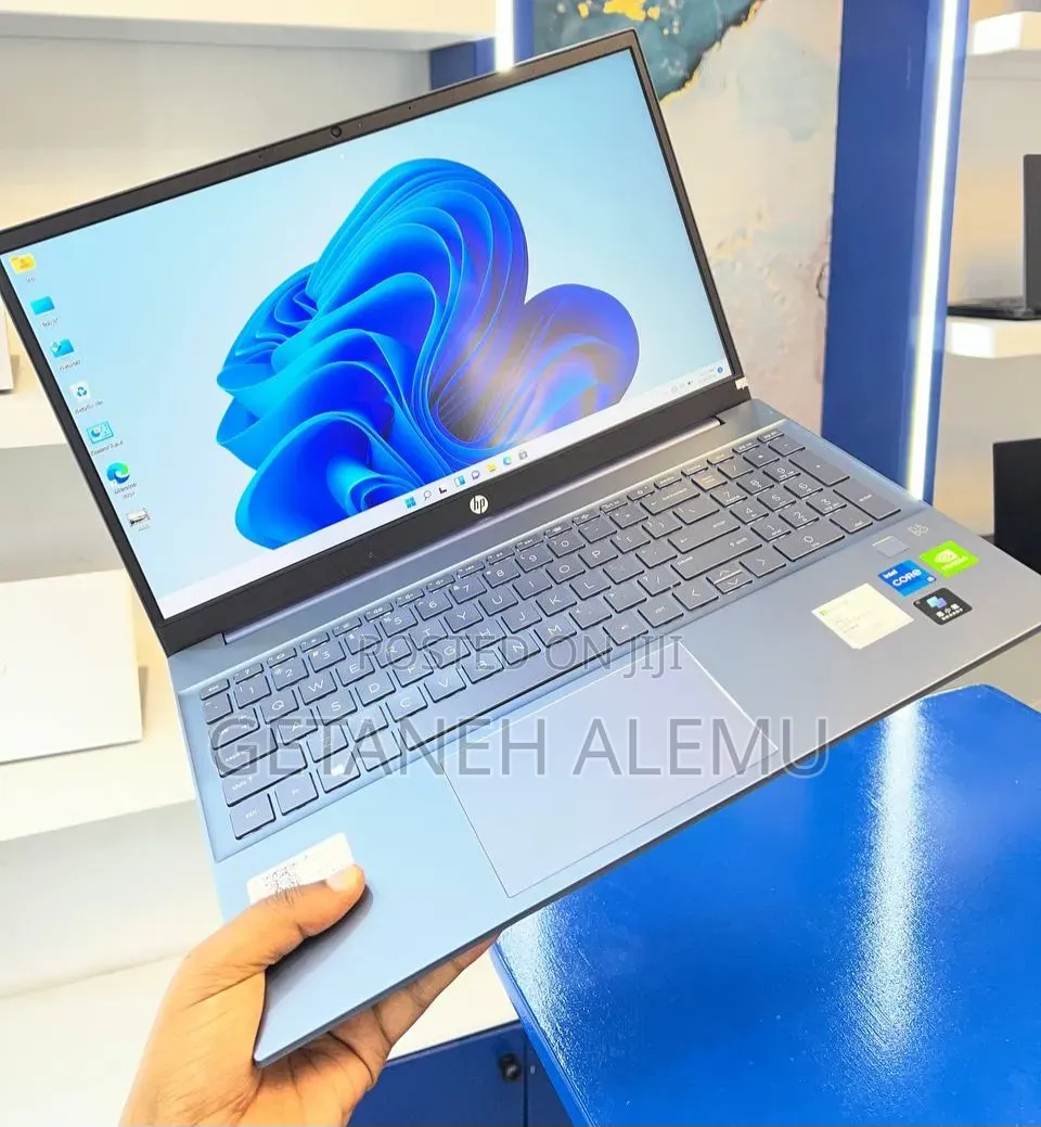 New Laptop HP Pavilion 15 16GB Intel Core i5 SSD 512GB