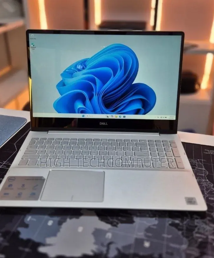 New Laptop Dell Inspiron 15 16GB Intel Core i5 SSD 256GB