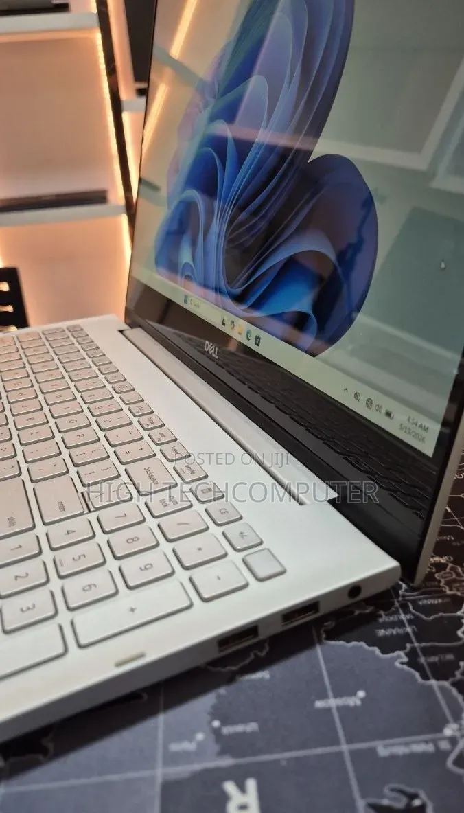 New Laptop Dell Inspiron 15 16GB Intel Core i5 SSD 256GB