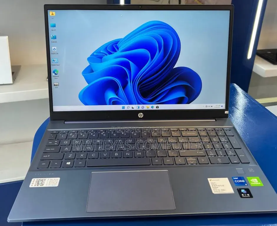 New Laptop HP Pavilion 15 16GB Intel Core i5 SSD 512GB
