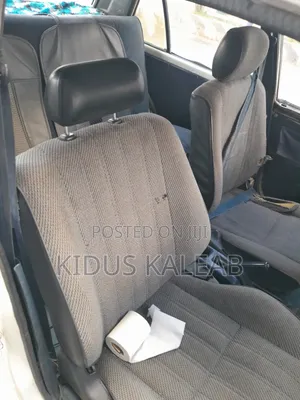 Toyota Corolla 1.3 1984 Blue