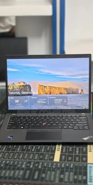 New Laptop Lenovo ThinkPad T14 16GB Intel Core i7 SSD 512GB