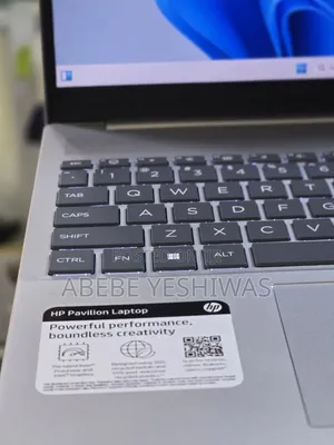 New Laptop HP Pavilion 15 8GB Intel Core Ultra 5 SSD 512GB