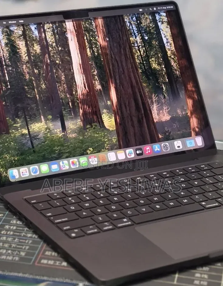 New Laptop Apple MacBook Pro 2024 M4 Pro 16GB Apple M4 Pro SSD 512GB