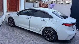 Toyota Corolla 2023 White