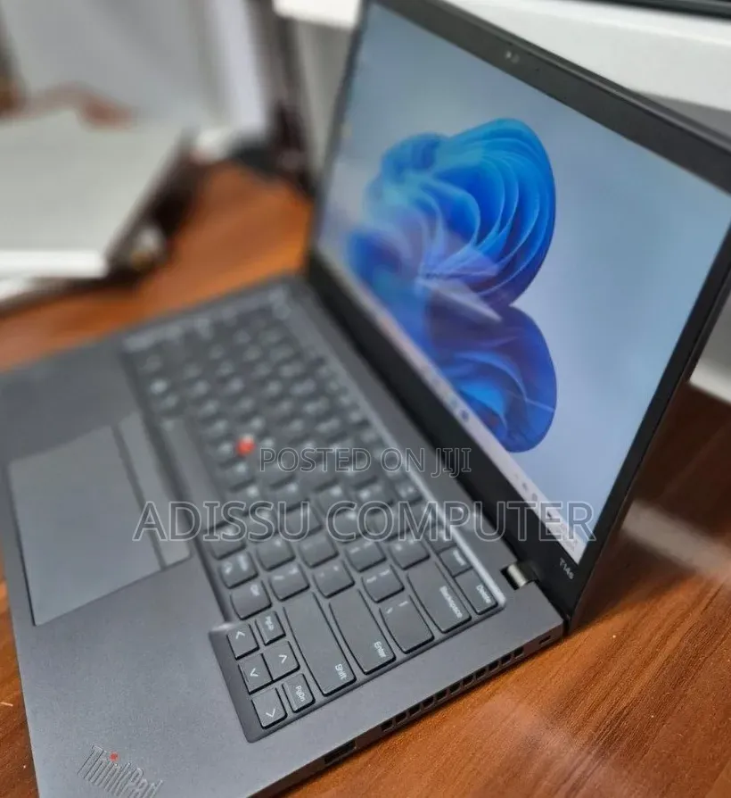 New Laptop Lenovo ThinkPad T14s Gen 2 16GB Intel Core i7 SSD 512GB
