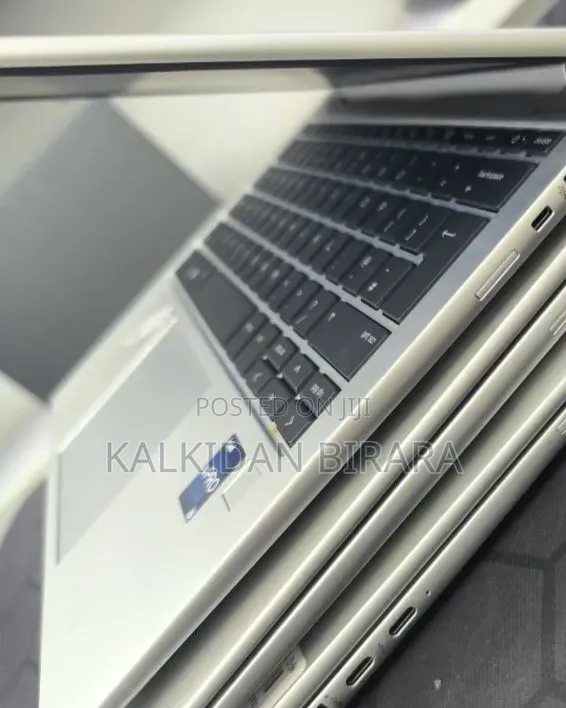 New Laptop HP EliteBook 830 G9 16GB Intel Core i5 SSD 512GB