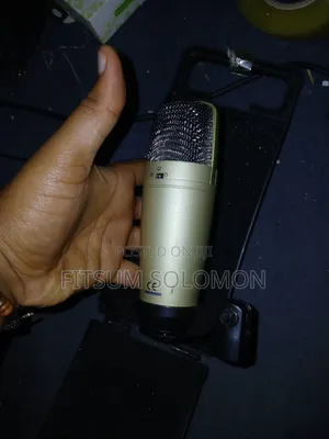 For Sale: Behringer C-3 Dual-Diaphragm Studio Condenser Microphone