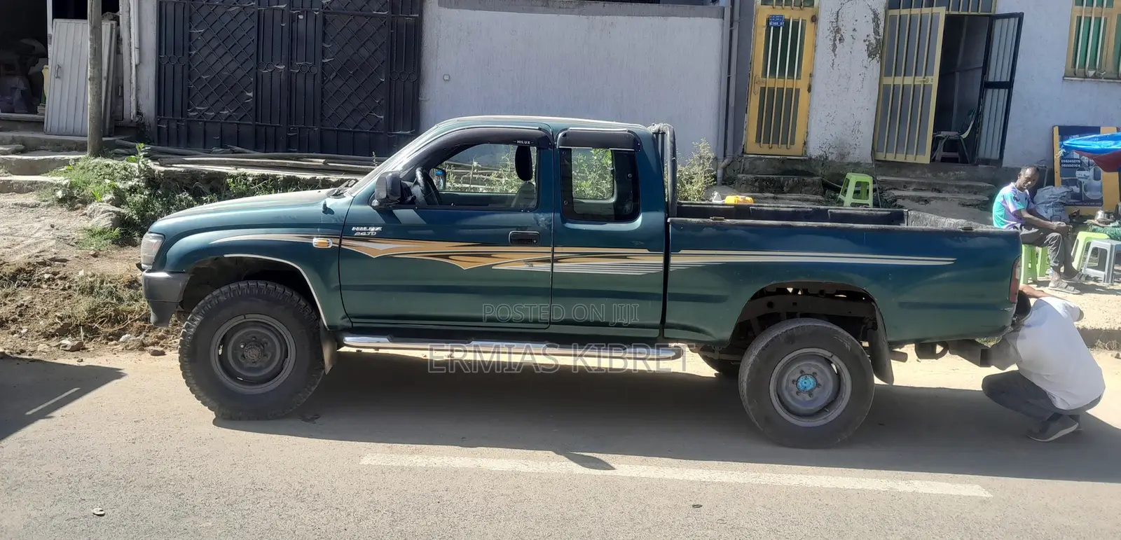 Toyota Hilux 2000 Green