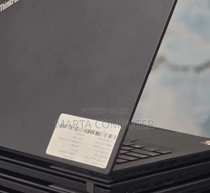 New Laptop Lenovo ThinkPad t495s 8GB AMD Ryzen 5 SSD 512GB