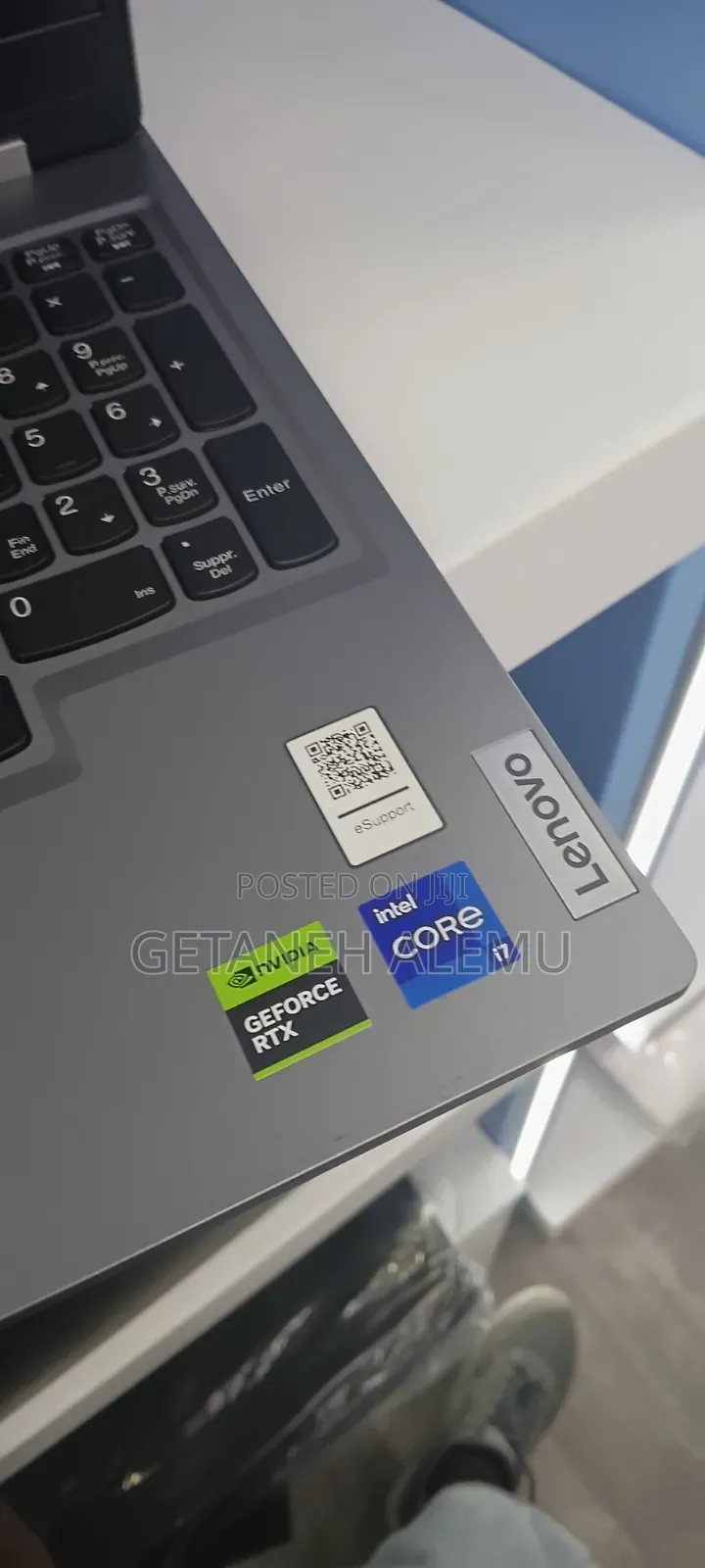 New Laptop Lenovo LOQ 15AHP10 16GB Intel Core i5 SSD 512GB