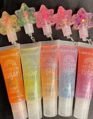 Lip Gloss and Lip Linear