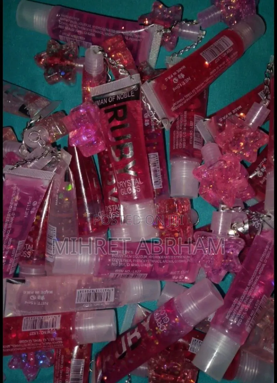 Lip Gloss and Lip Linear