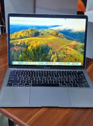 New Laptop Apple MacBook Air 2019 8GB Intel Core i5 SSD 128GB