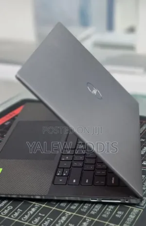 New Laptop Dell Precision 5560 32GB Intel Core i7 SSD 1T