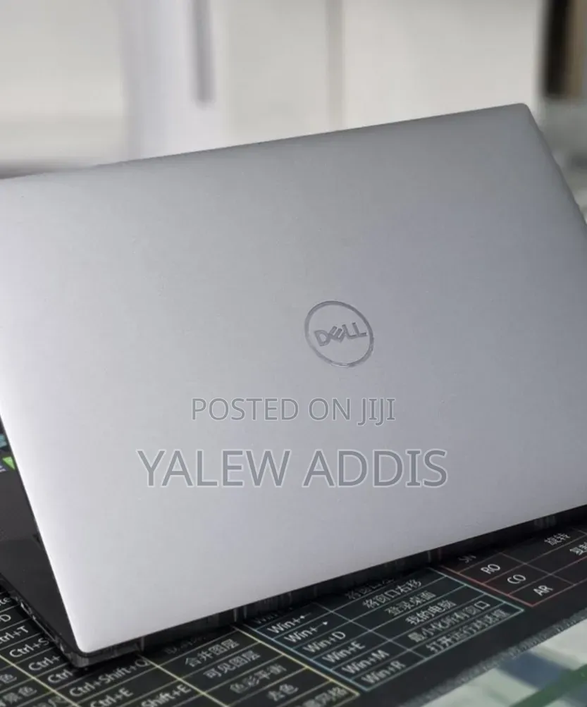 New Laptop Dell Precision 5560 32GB Intel Core i7 SSD 1T