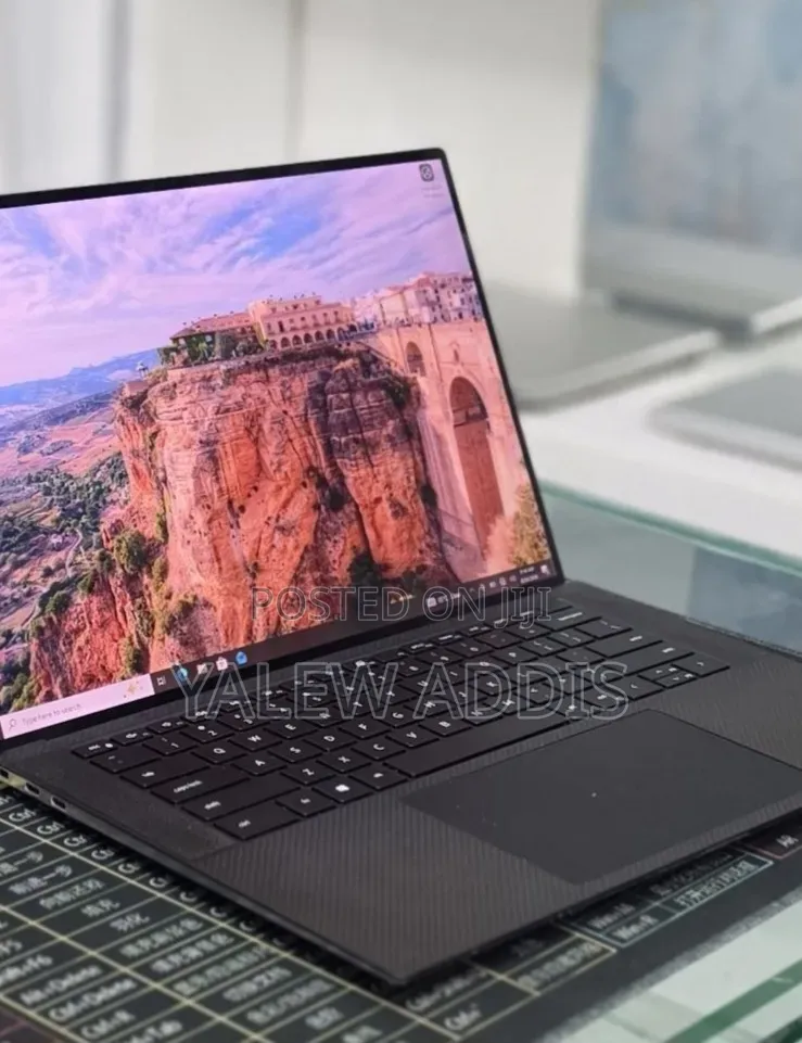 New Laptop Dell Precision 5560 32GB Intel Core i7 SSD 1T