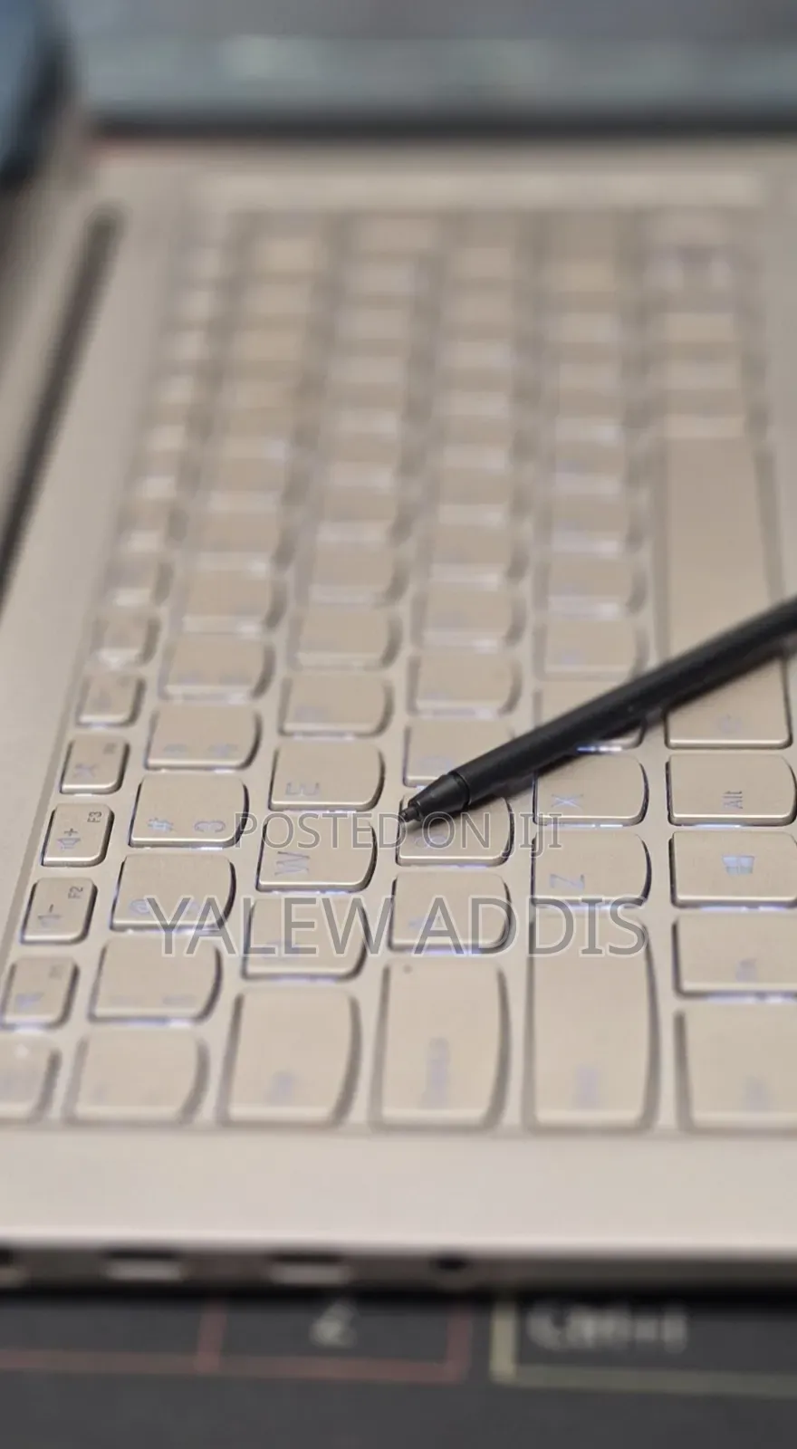 New Laptop Lenovo Yoga 9i 16GB Intel Core i7 SSD 512GB