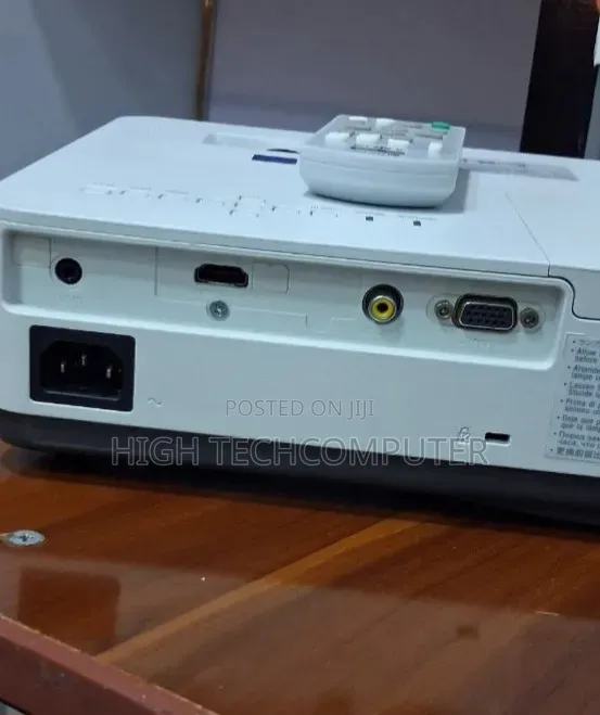 Sony Projector
Model Name VPL-Dx220
Hardware Interface VGA