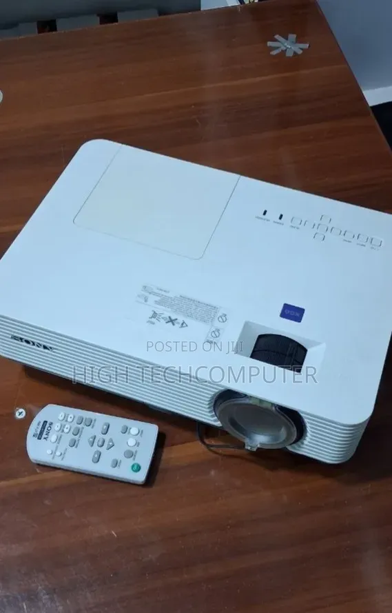 Sony Projector
Model Name VPL-Dx220
Hardware Interface VGA