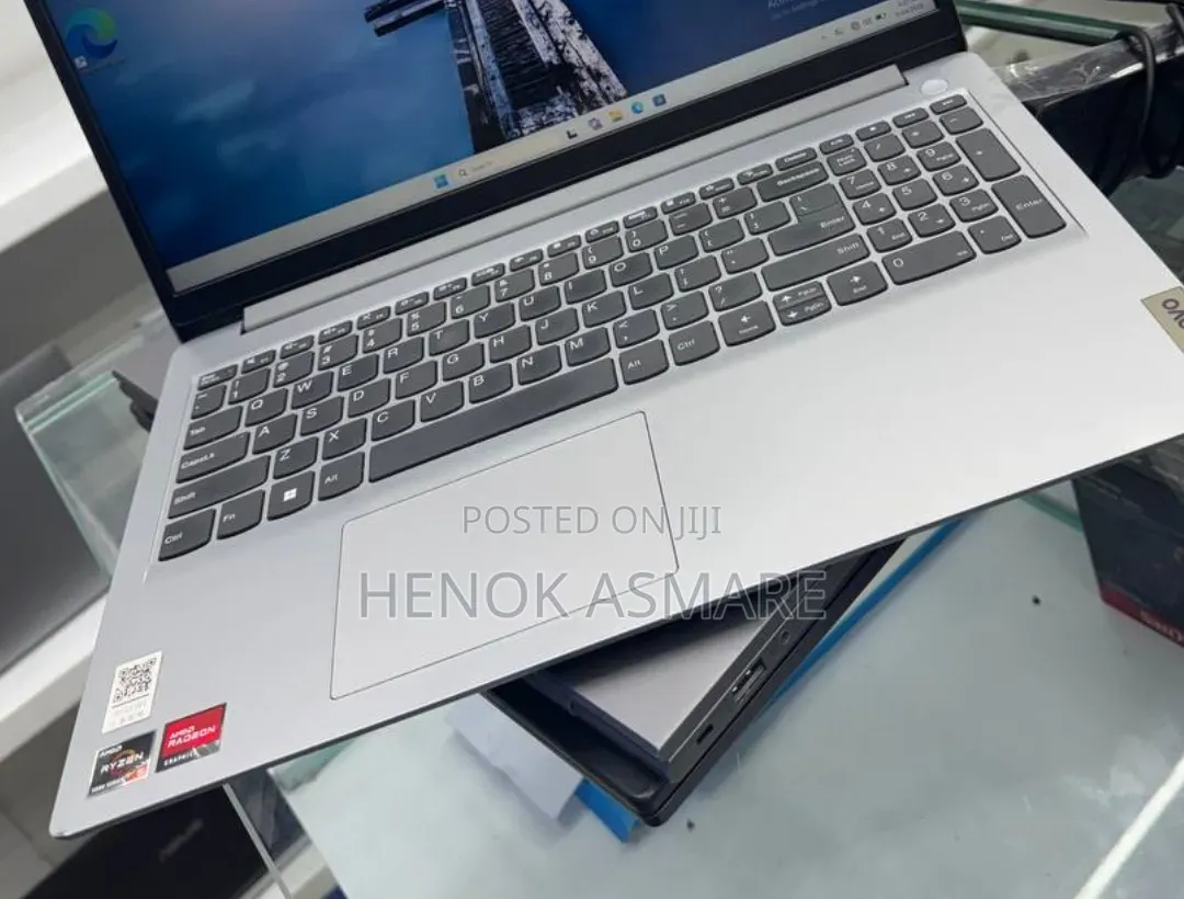 New Laptop Lenovo IdeaTab N580 8GB AMD Ryzen 5 SSD 512GB