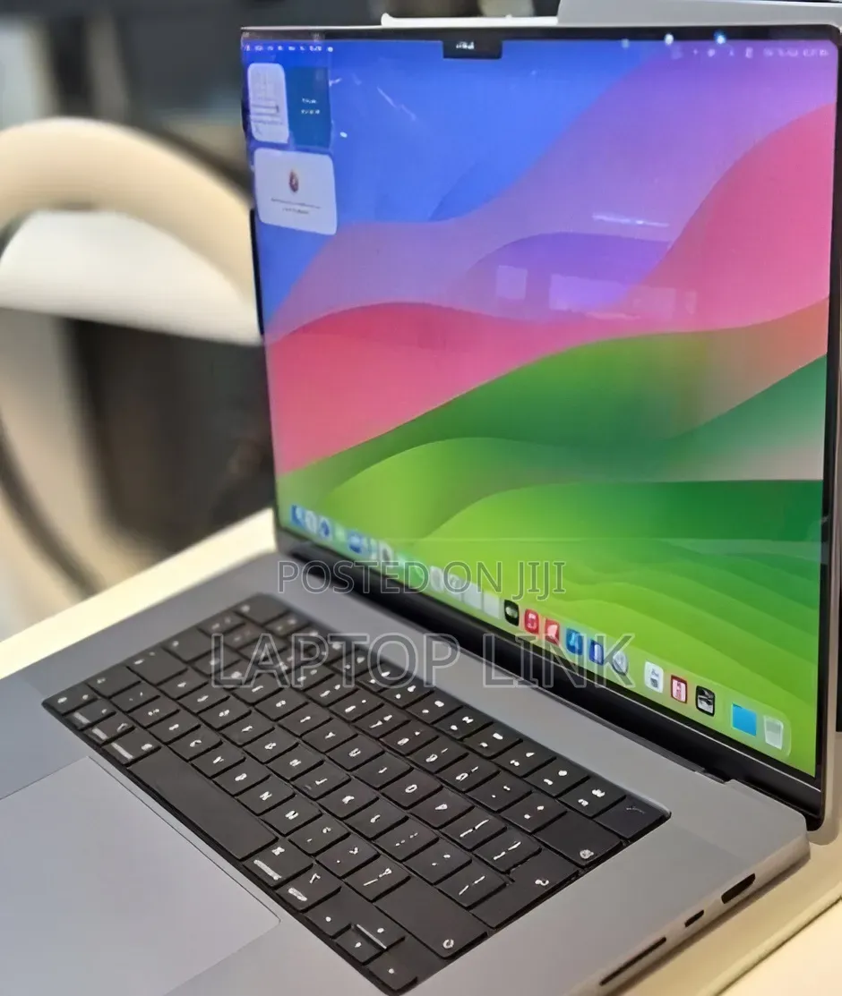 New Laptop Apple MacBook Pro 2021 M1 32GB Apple M1 Pro SSD 512GB