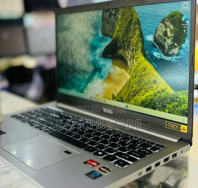 New Laptop Acer Aspire 5 4GB AMD Ryzen 3 SSD 128GB