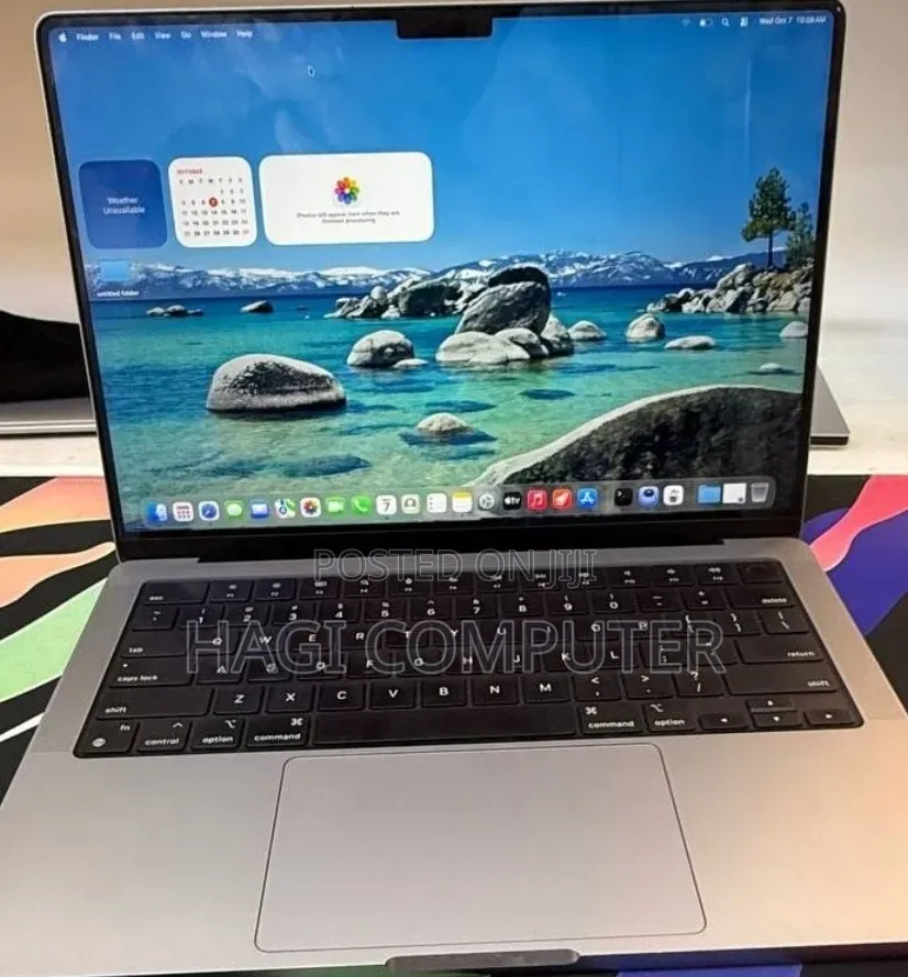 New Laptop Apple MacBook Pro 2023 M3 8GB Apple M3 SSD 512GB