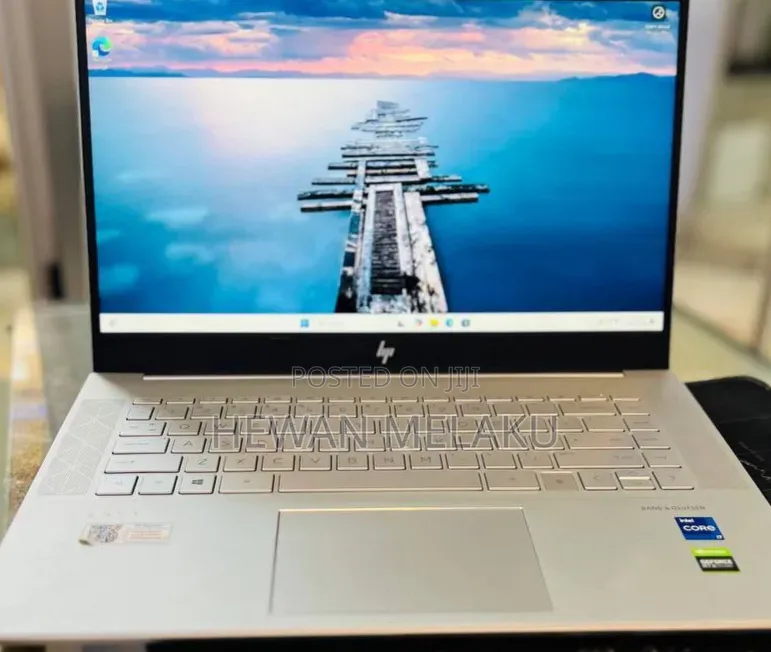 New Laptop HP Envy 15 16GB Intel Core i7 SSD 512GB
